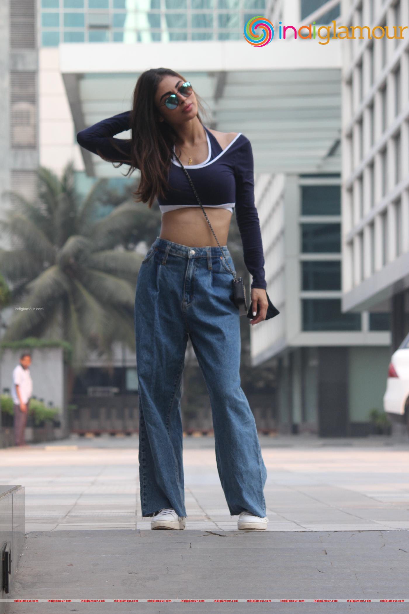 Mouni Roy Actress hd photo