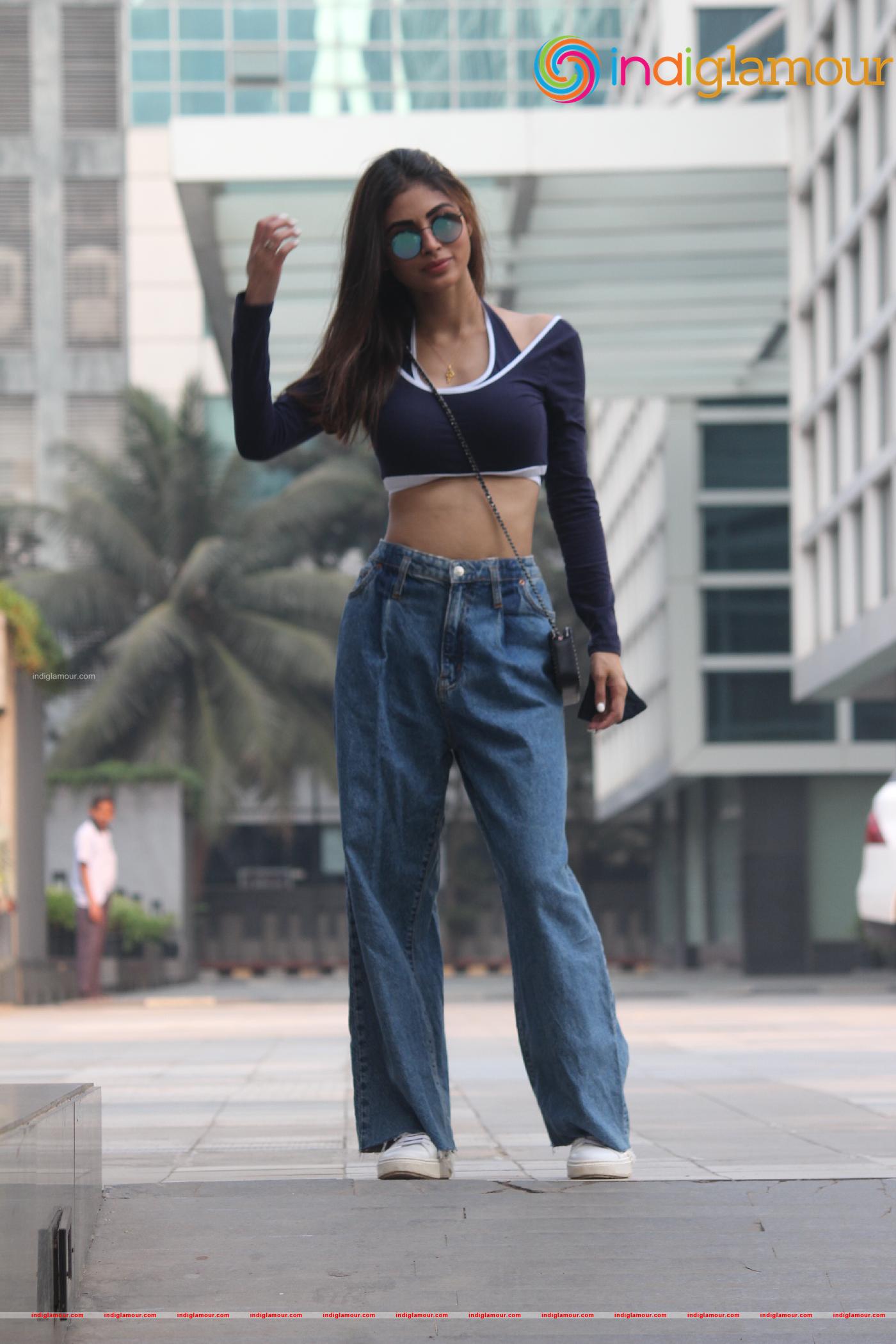 Mouni Roy Actress hd photo