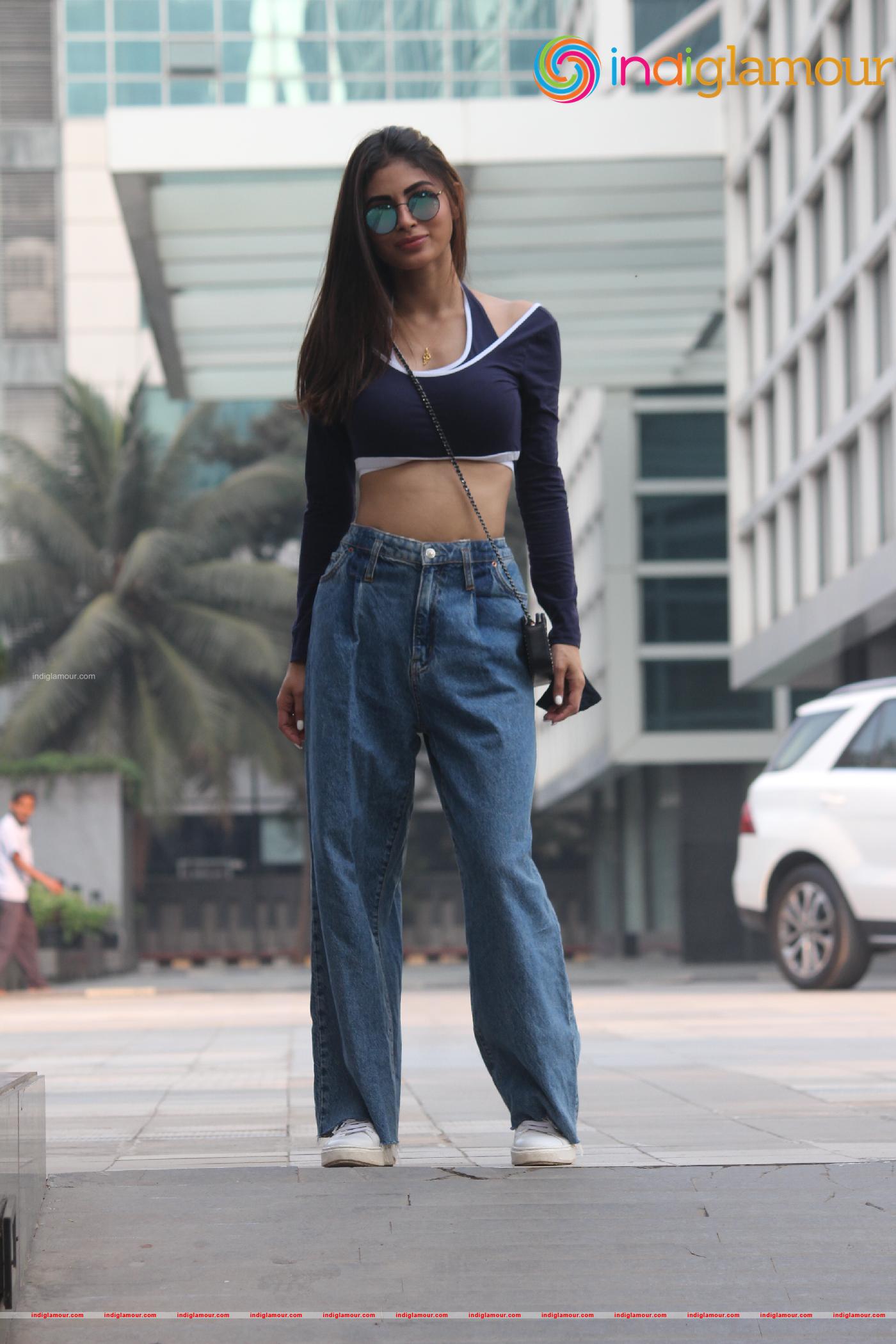 Mouni Roy Actress hd photo