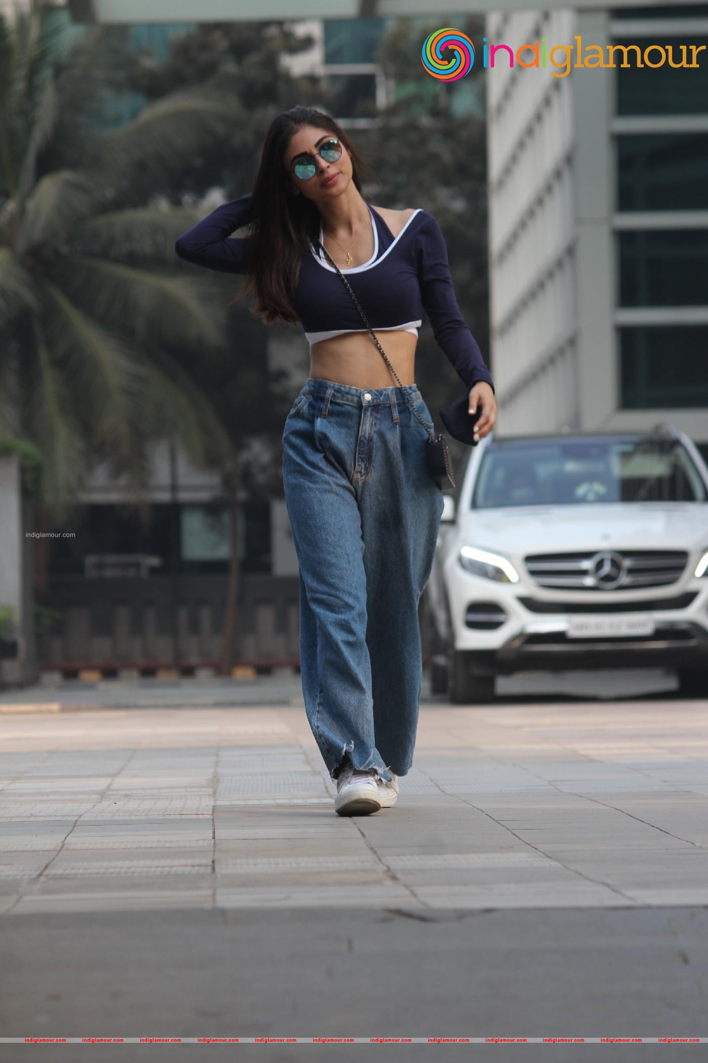 Mouni Roy Actress hd photo