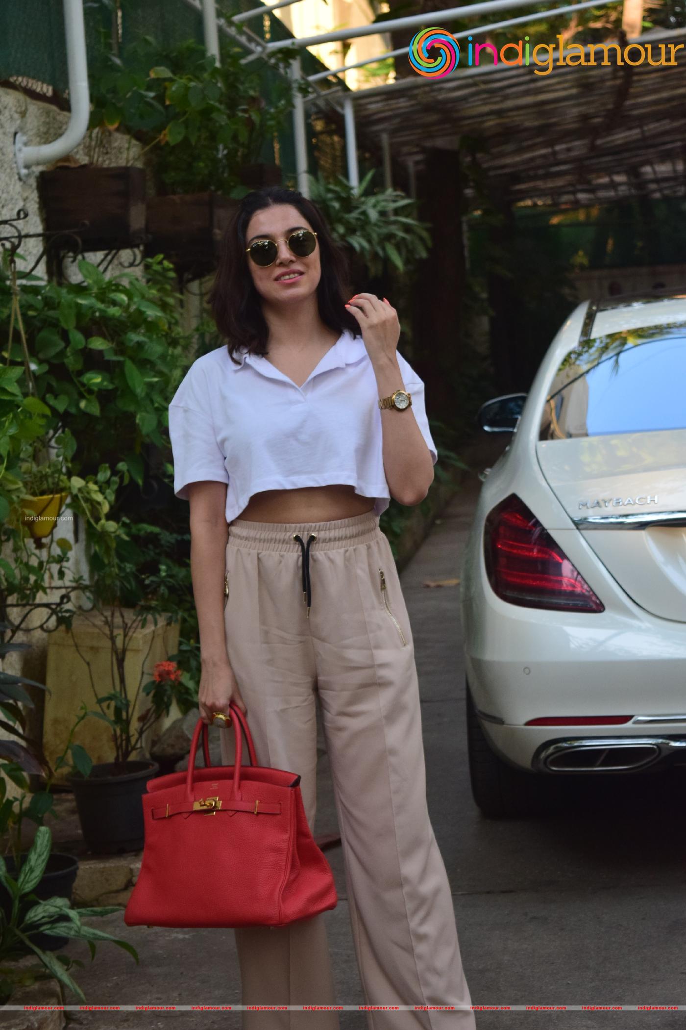 Divya Khosla Kumar Actress hd photo
