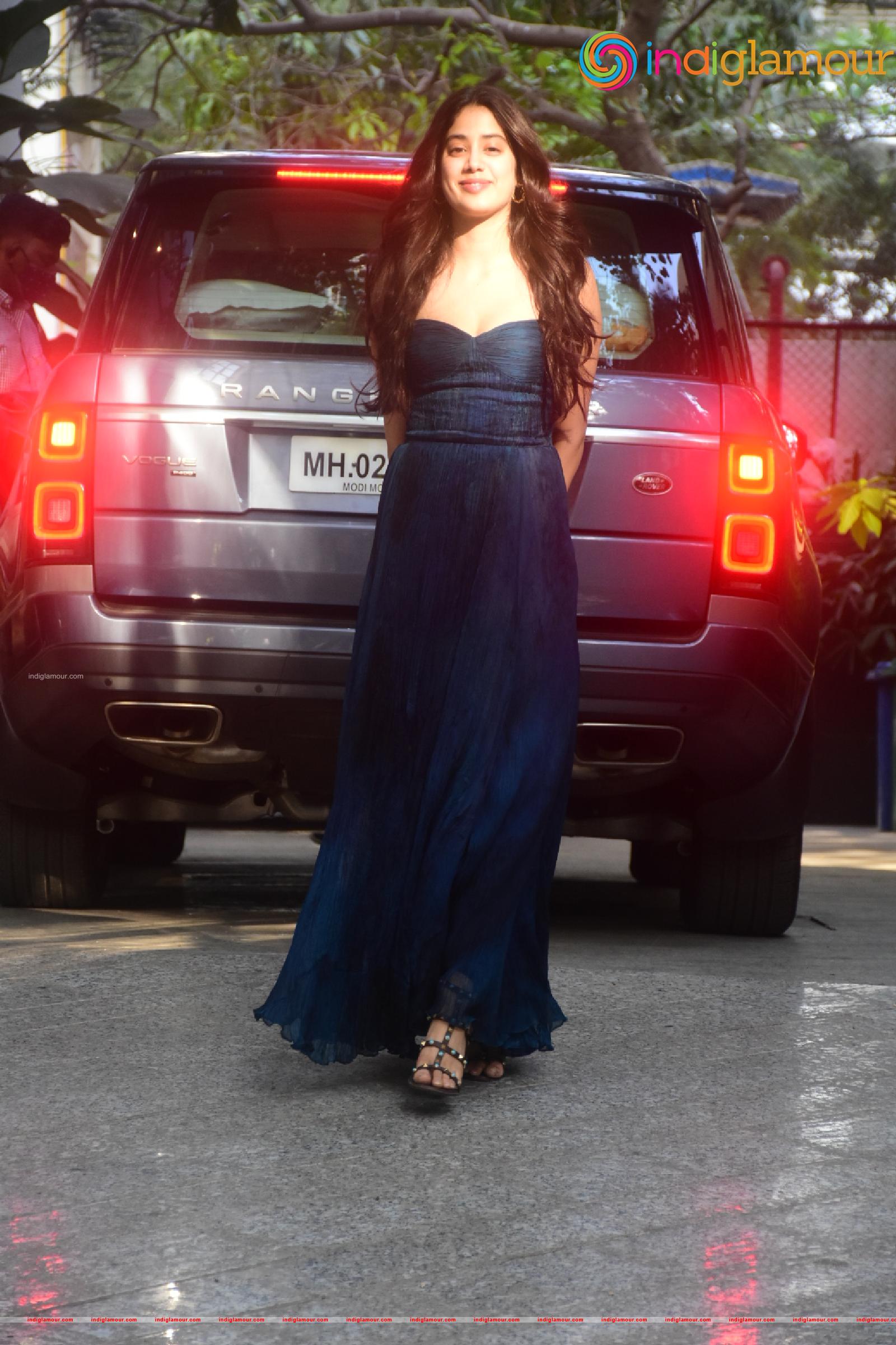 Janhvi Kapoor Actress hd photo