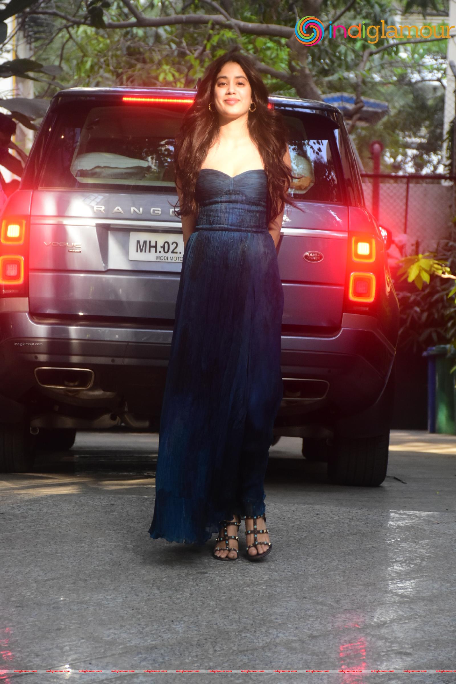 Janhvi Kapoor Actress hd photo
