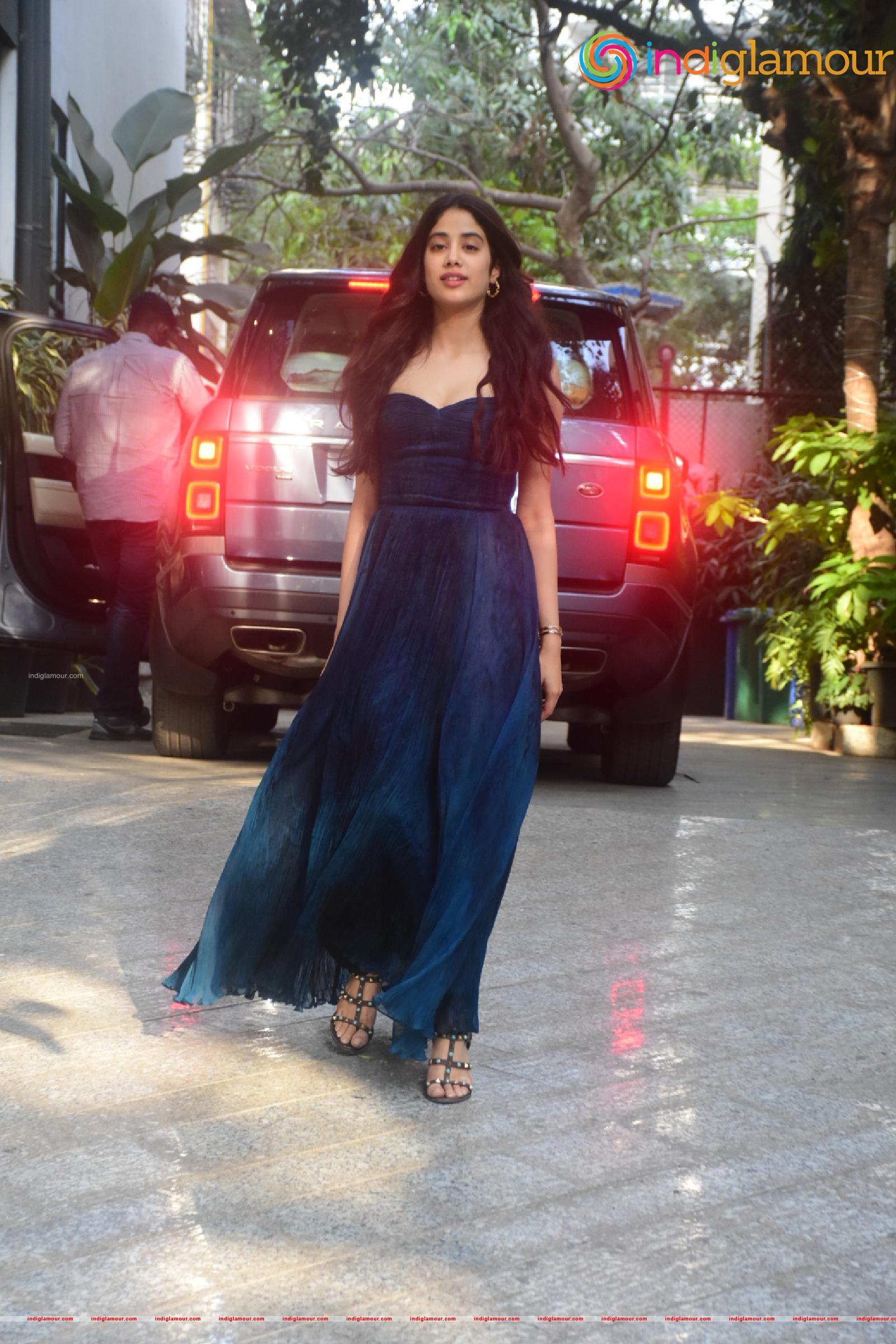 Janhvi Kapoor Actress hd photo