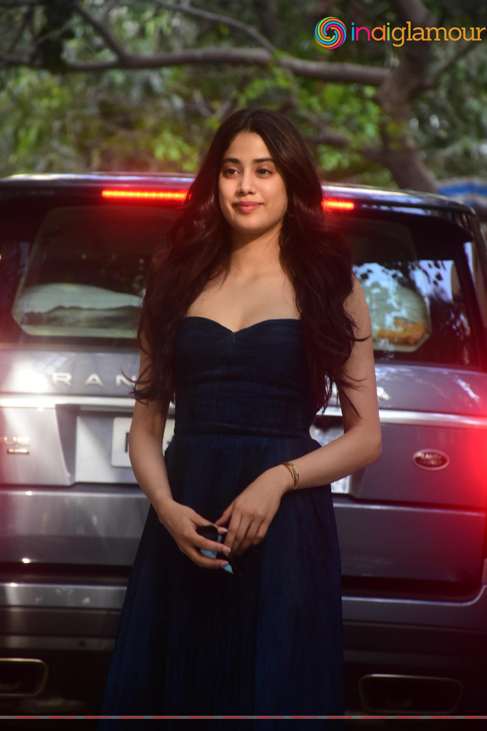 Janhvi Kapoor Actress hd photo