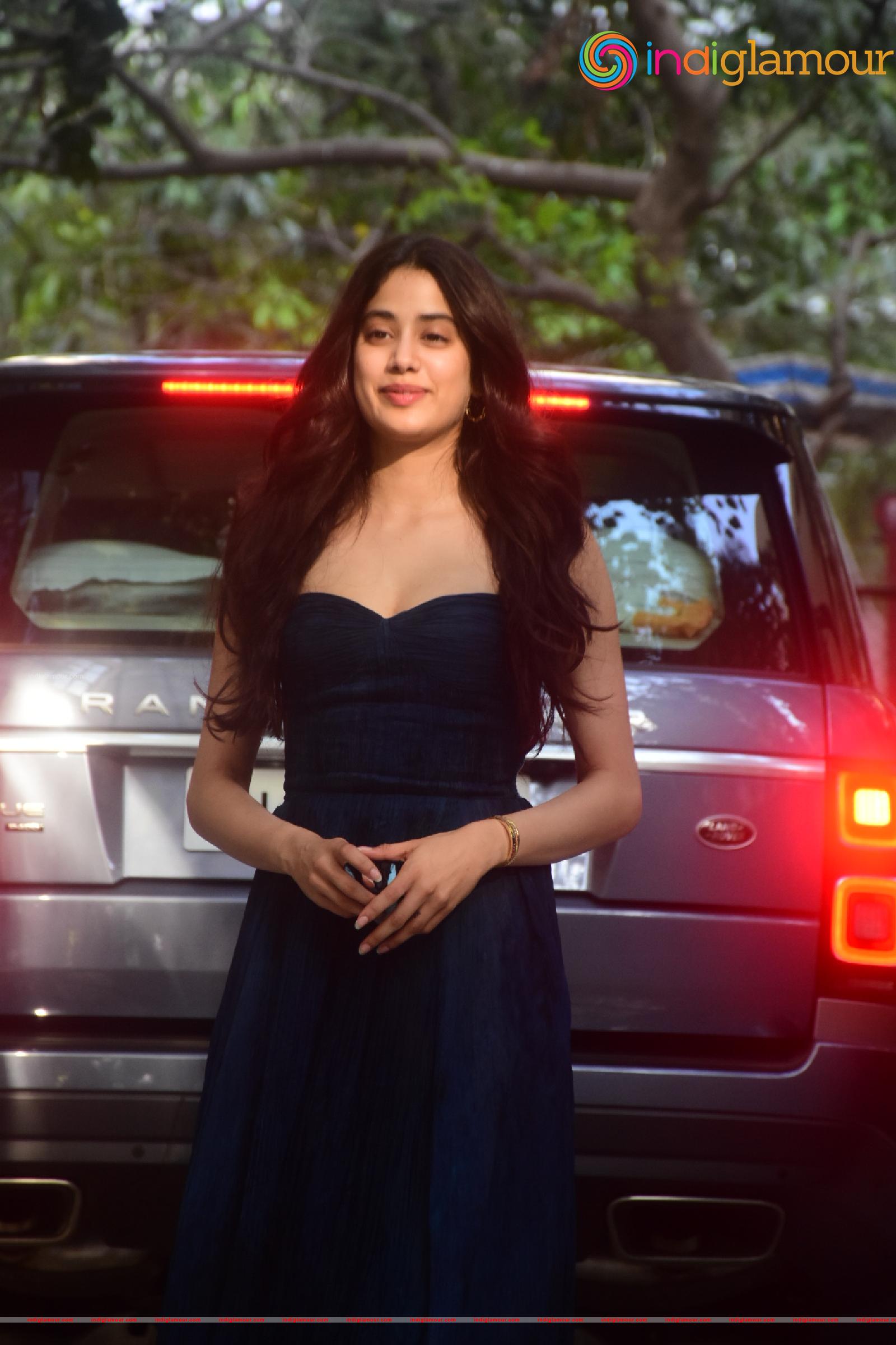 Janhvi Kapoor Actress hd photo