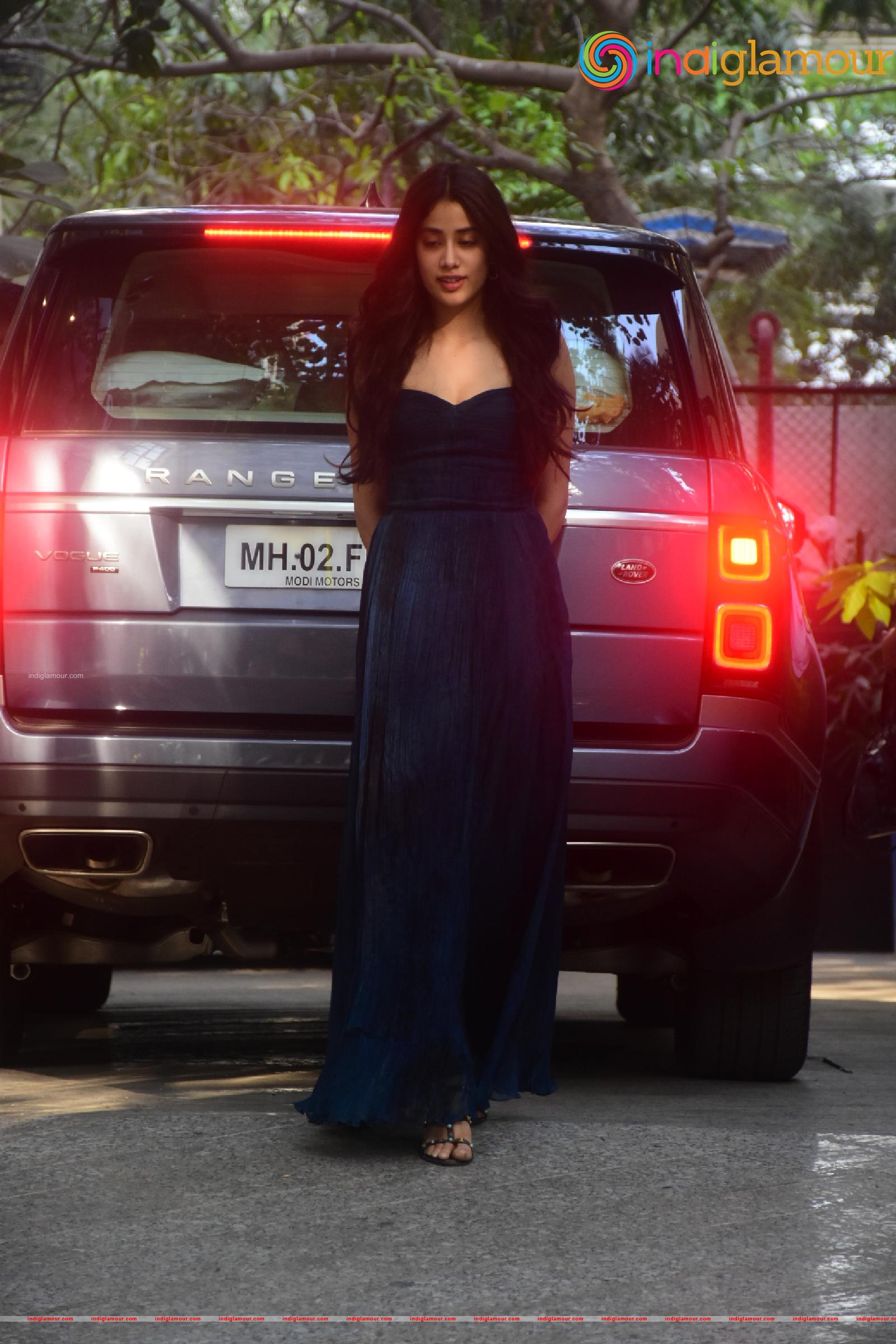 Janhvi Kapoor Actress hd photo