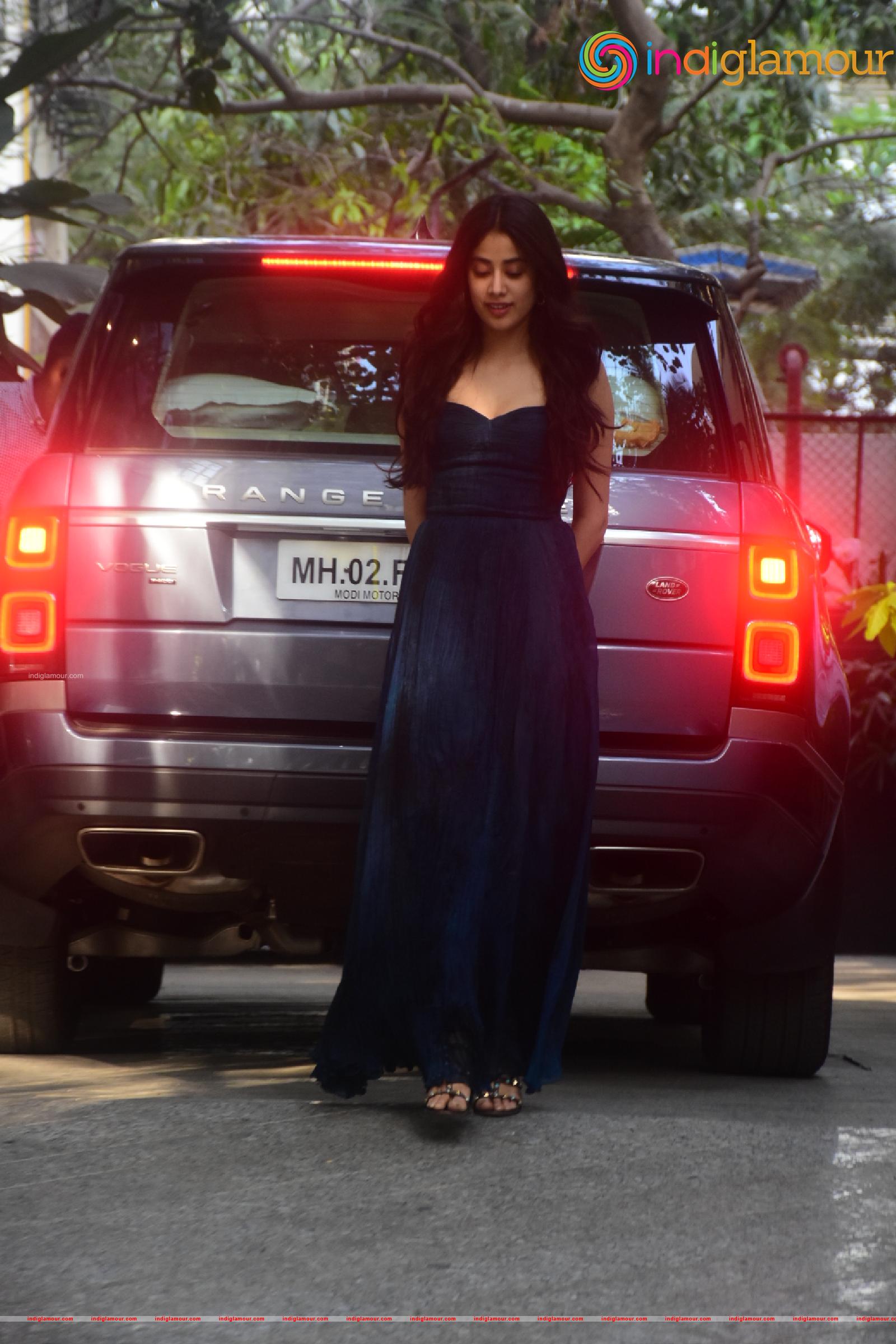 Janhvi Kapoor Actress hd photo
