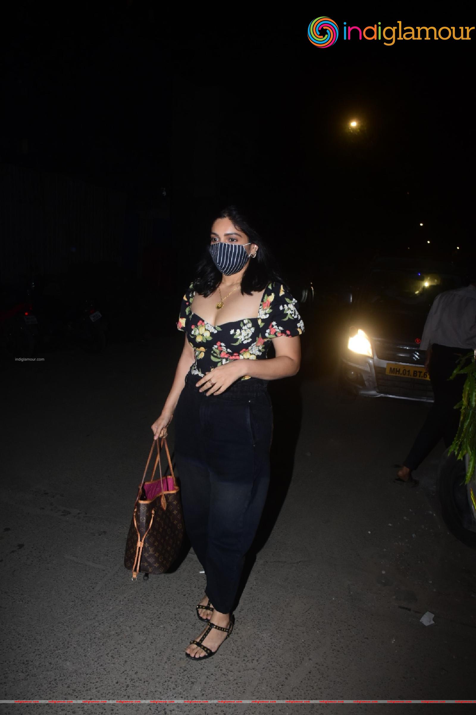 Bhumi Pednekar Actress hd photo