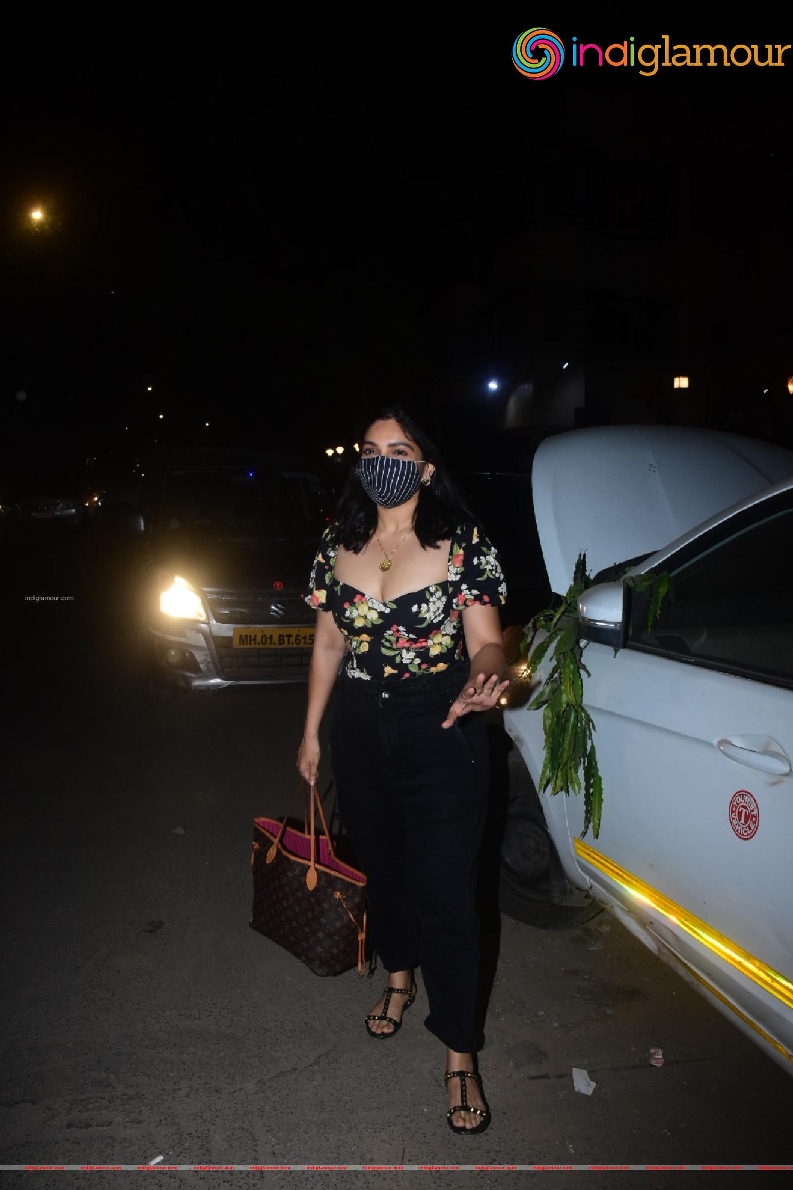 Bhumi Pednekar Actress hd photo