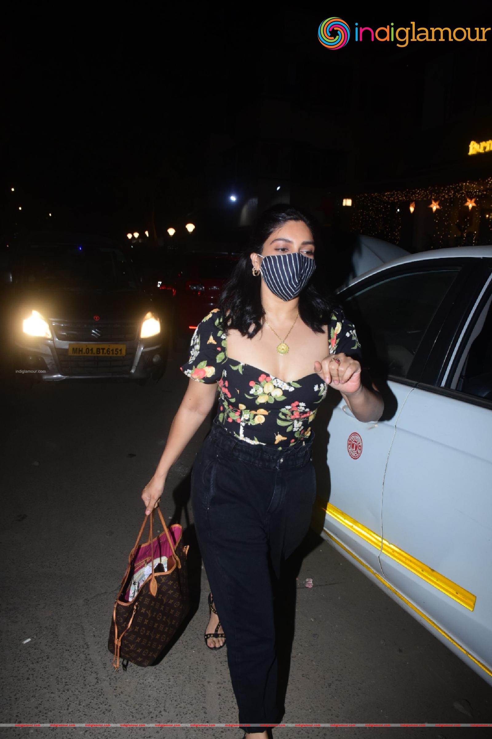 Bhumi Pednekar Actress hd photo