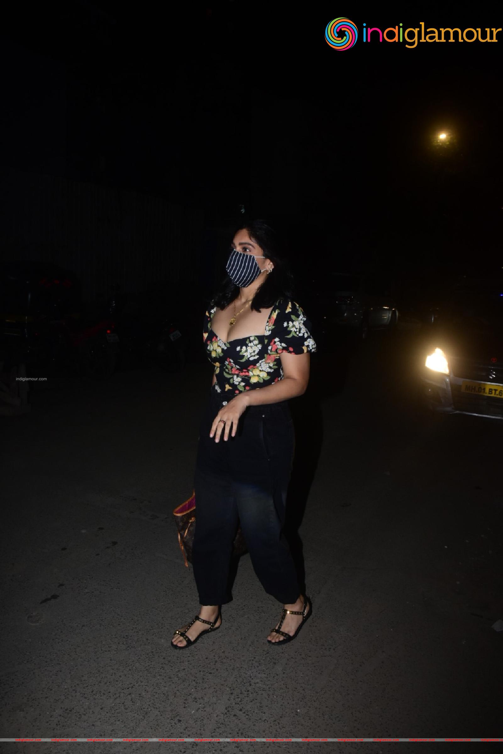Bhumi Pednekar Actress hd photo
