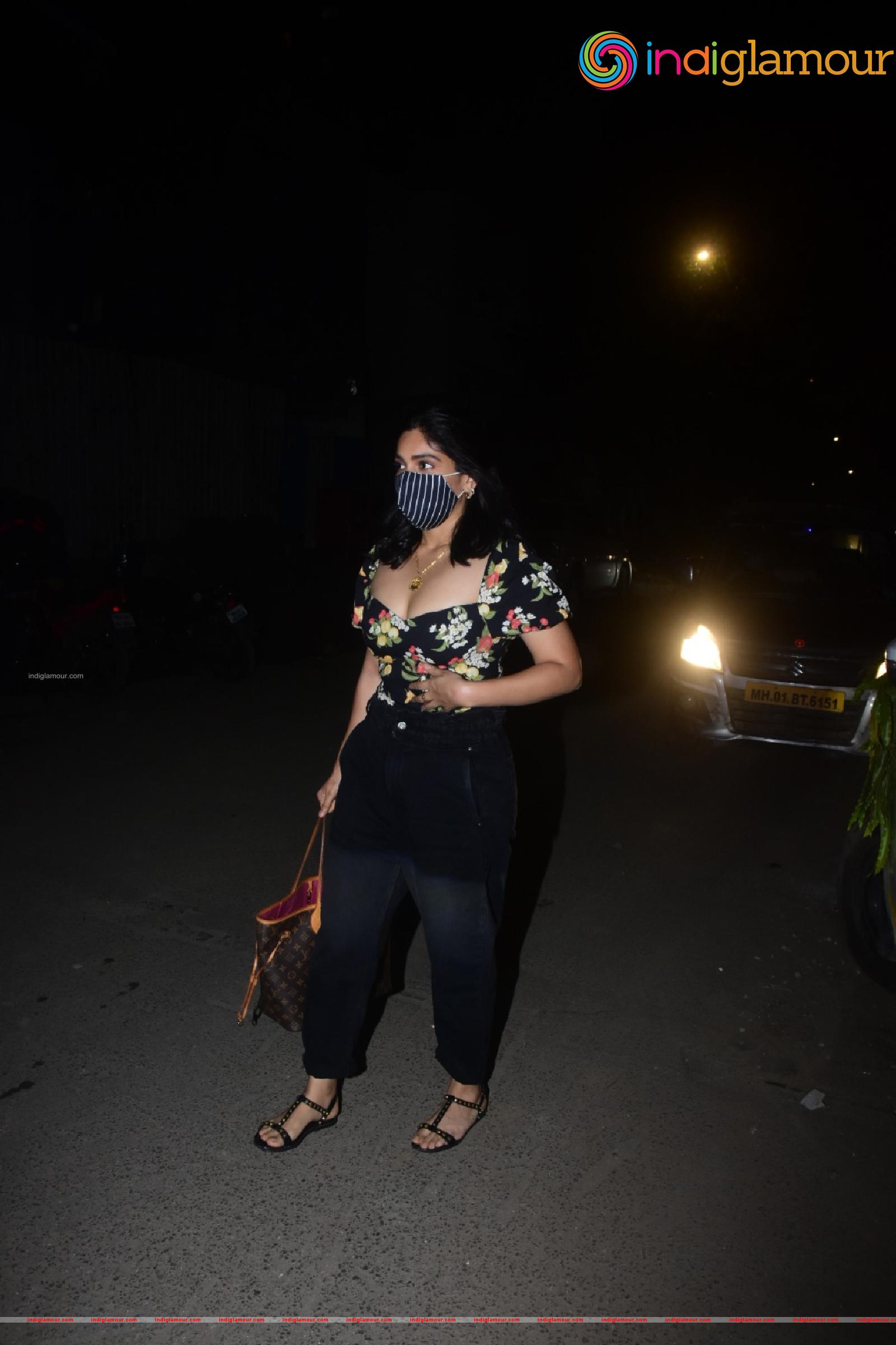 Bhumi Pednekar Actress hd photo