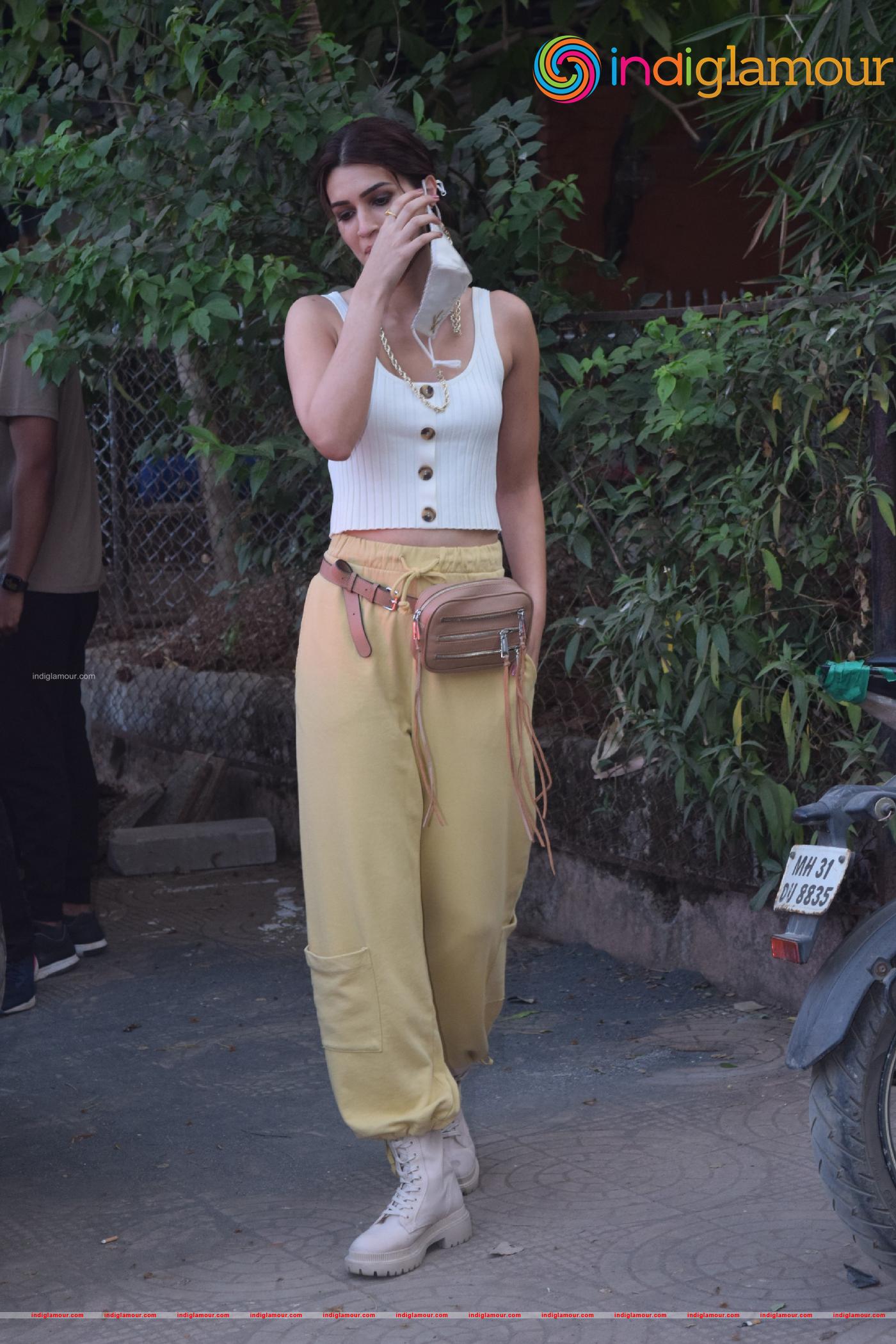 Kriti Sanon Actress hd photo