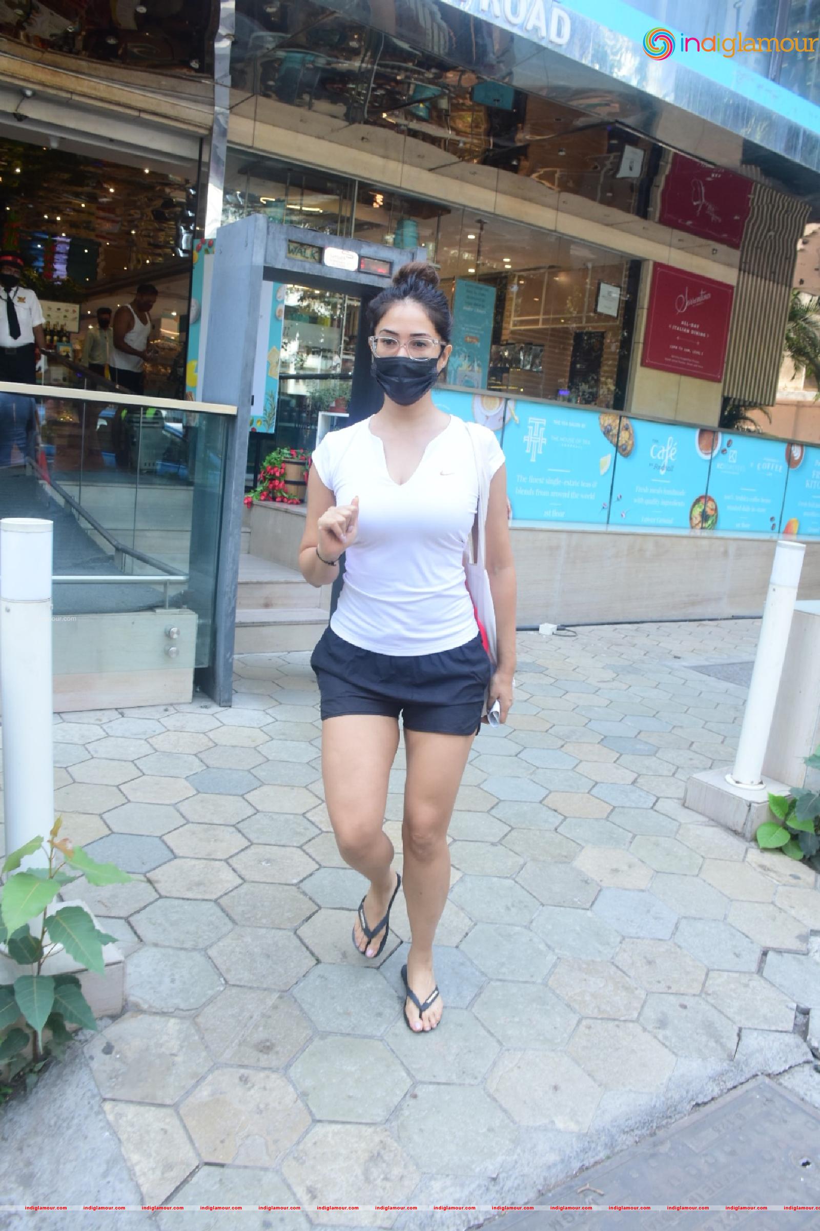 Kim Sharma Actress hd photo