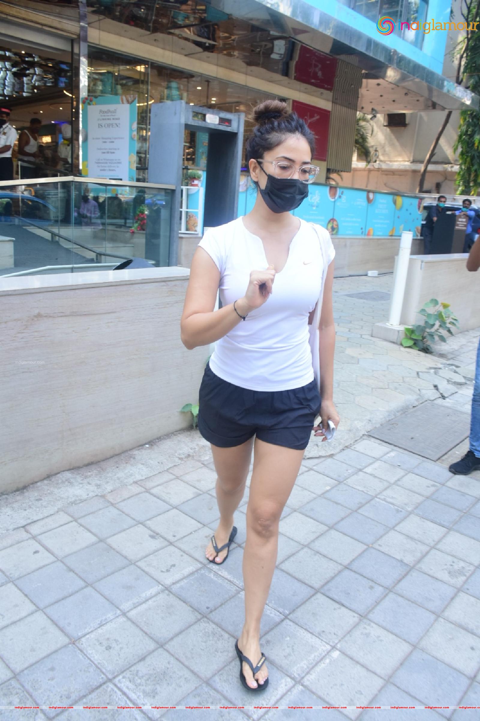 Kim Sharma Actress hd photo