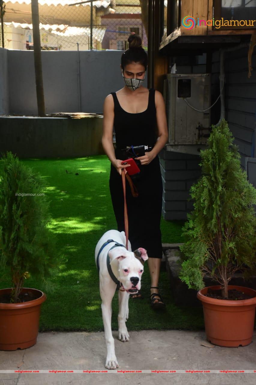 Fatima Sana Shaikh Actress hd photo