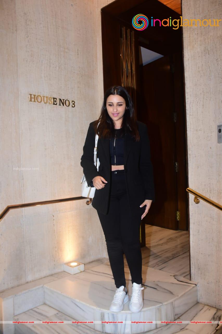 Parineeti Chopra Actress hd photo