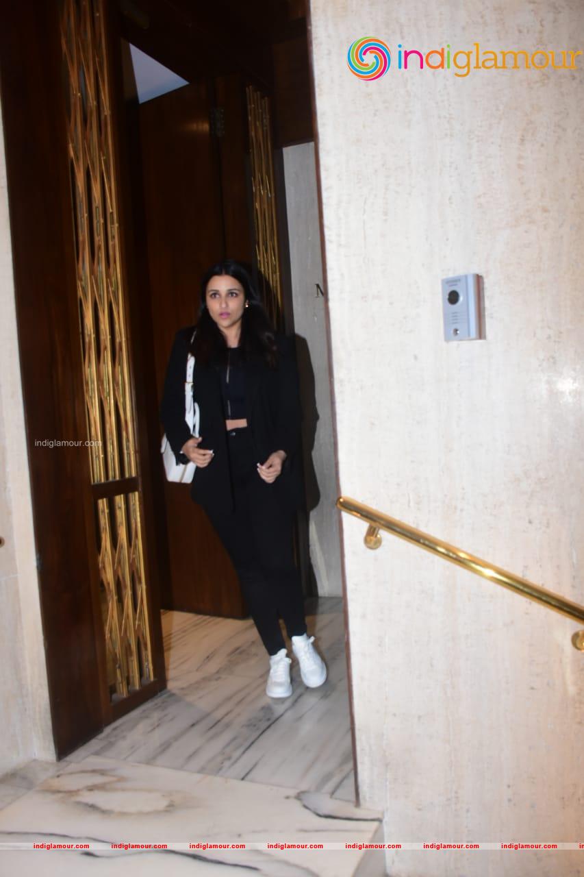 Parineeti Chopra Actress hd photo