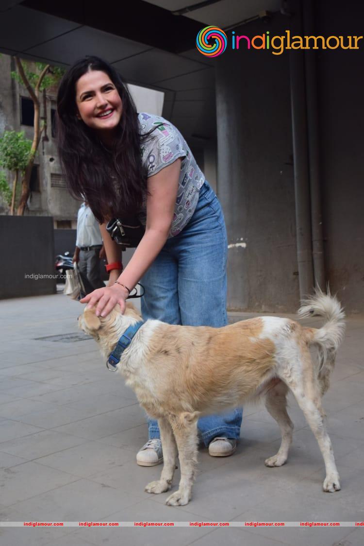 Zareen Khan Actress hd photo