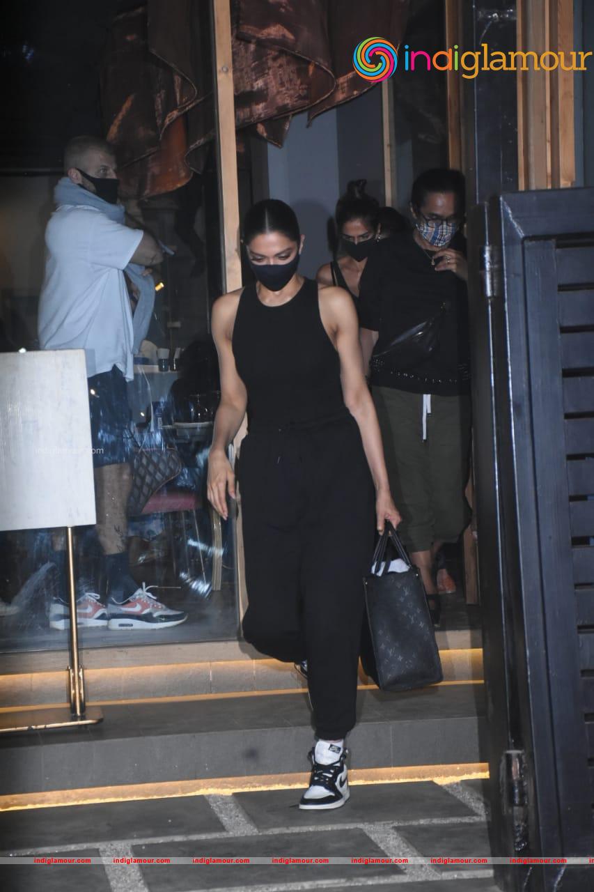 Deepika Padukone Actress hd photo