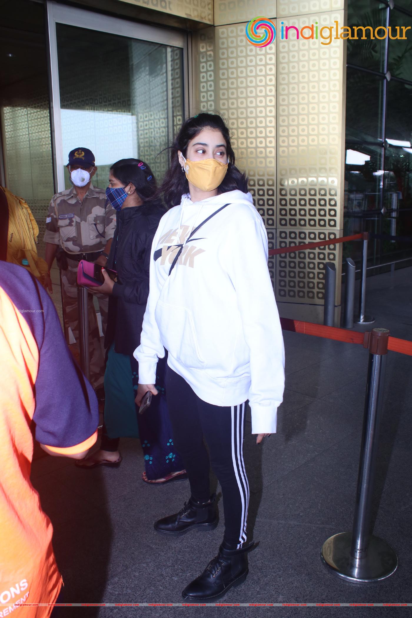 Jahnvi kapoor Actress hd photo