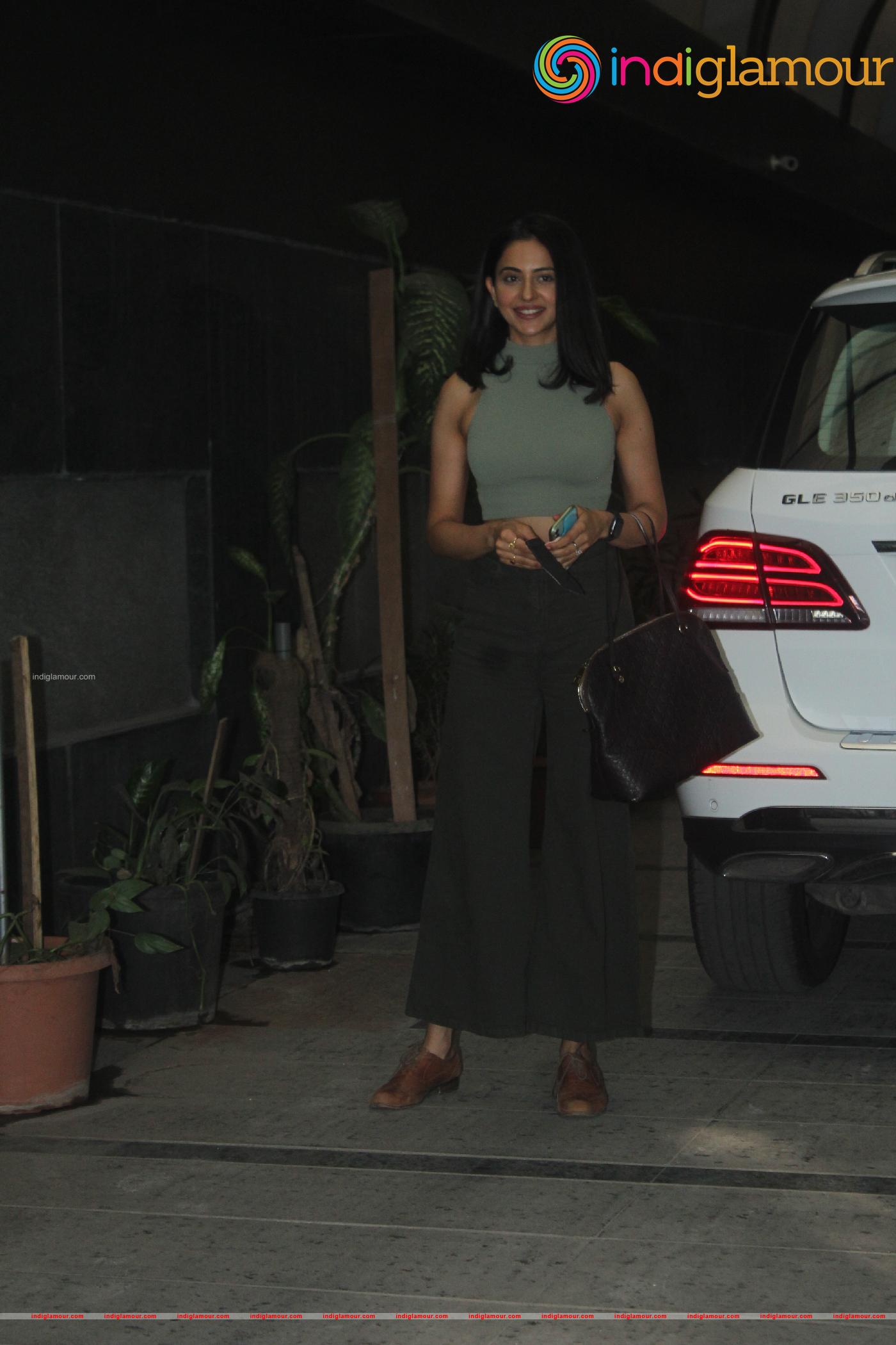 Rakul Preet Actress hd photo