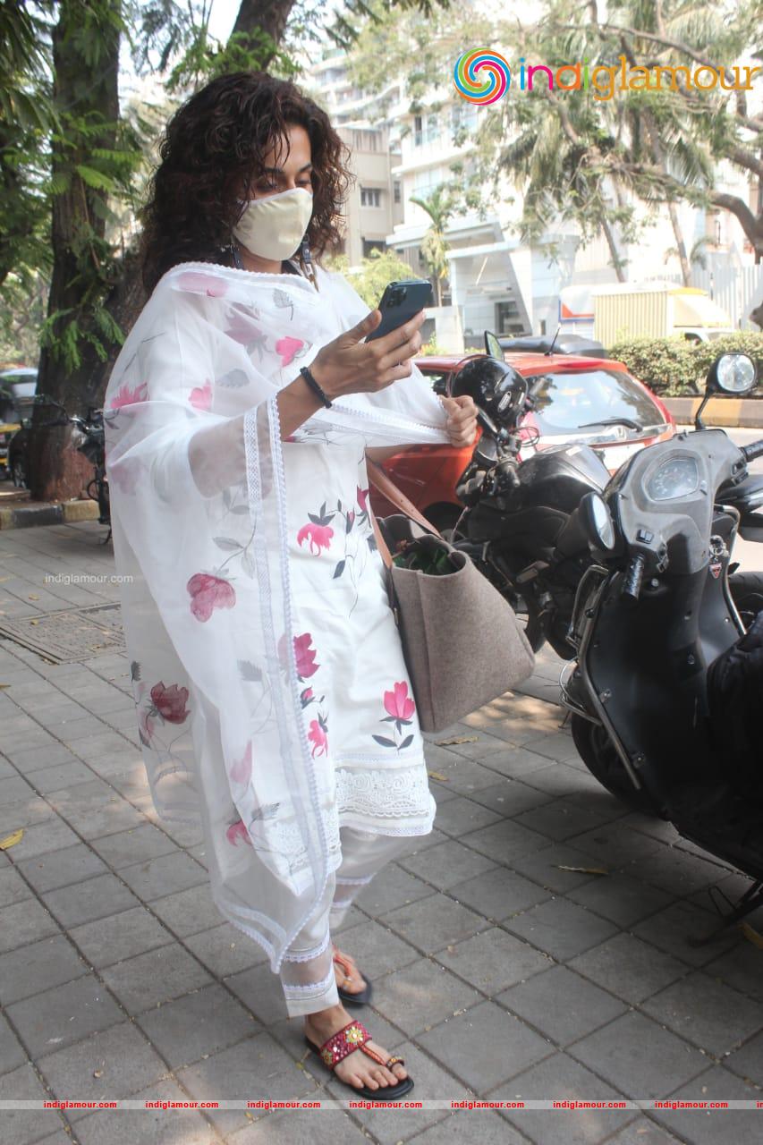 Tapasee Pannu Actress hd photo