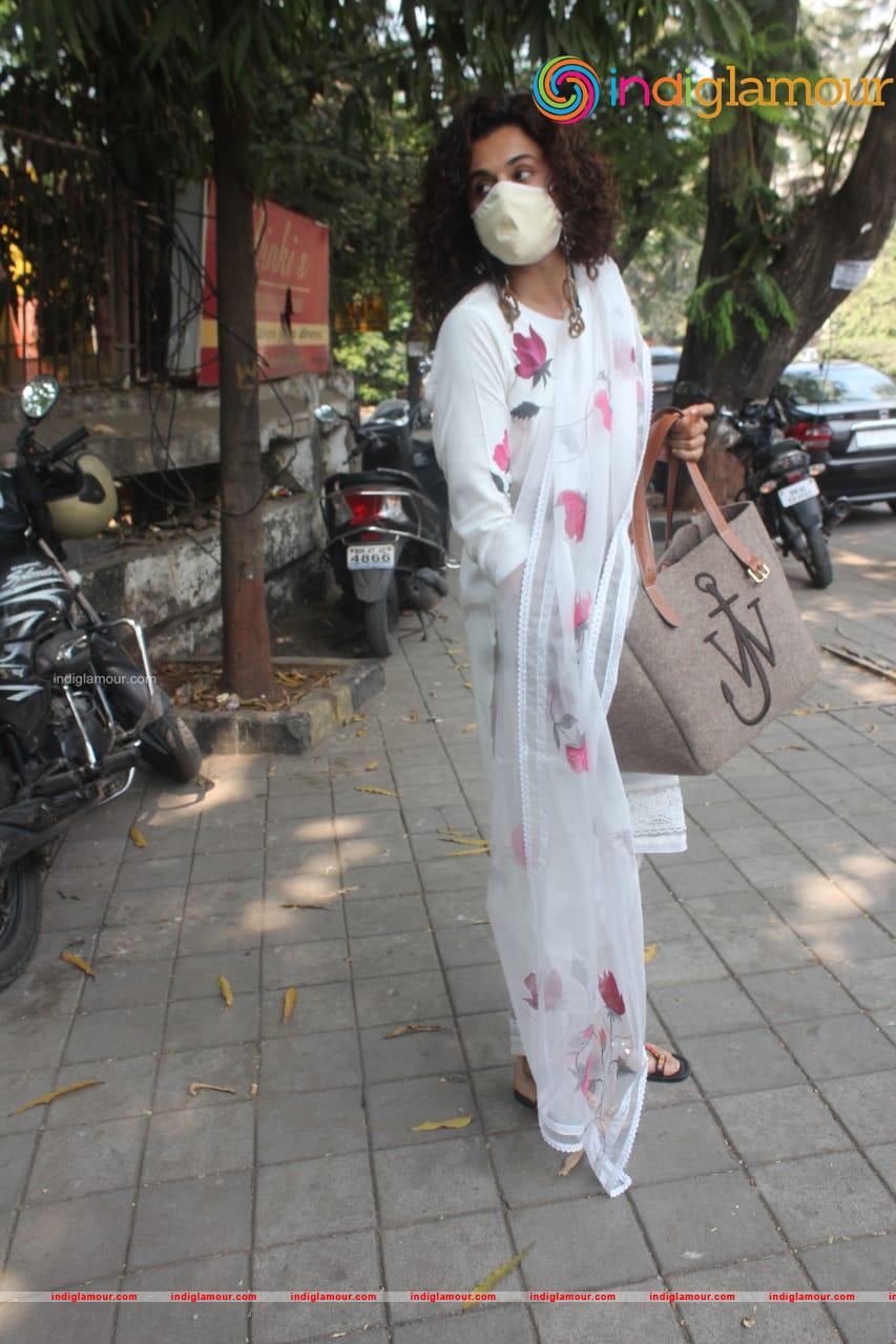 Tapasee Pannu Actress hd photo