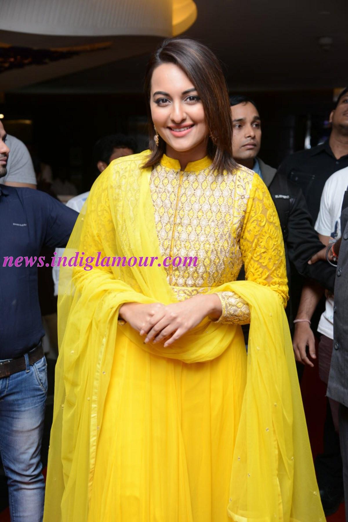 Sonakshi Sinha Actress hd photo