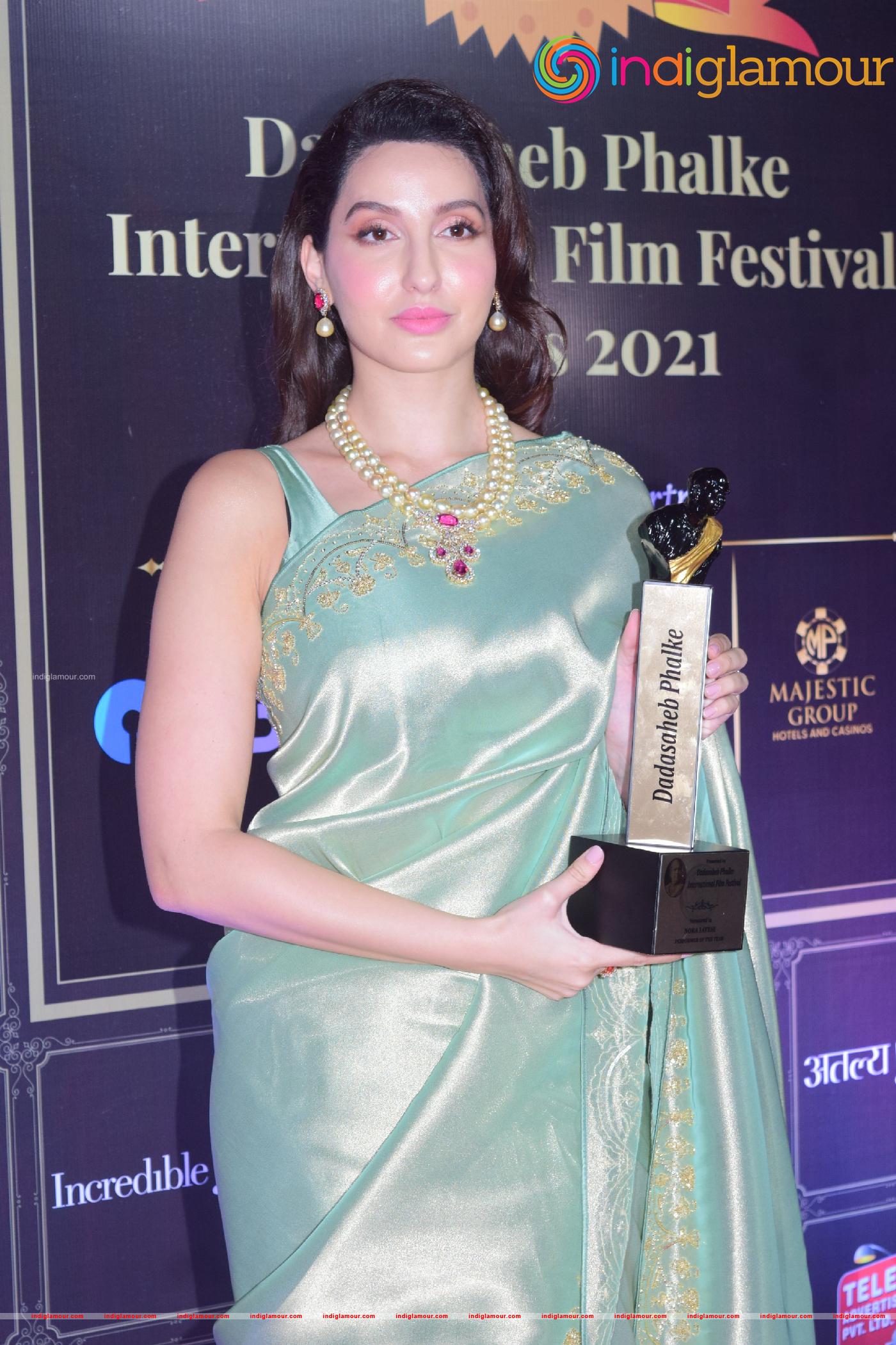 Nora Fatehi Actress hd photo
