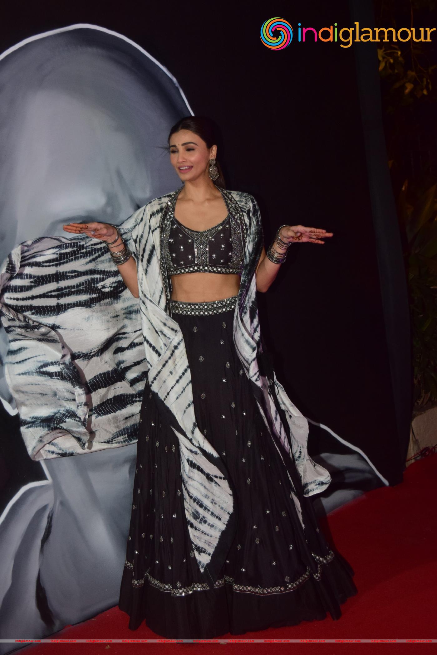Daisy Shah Actress hd photo