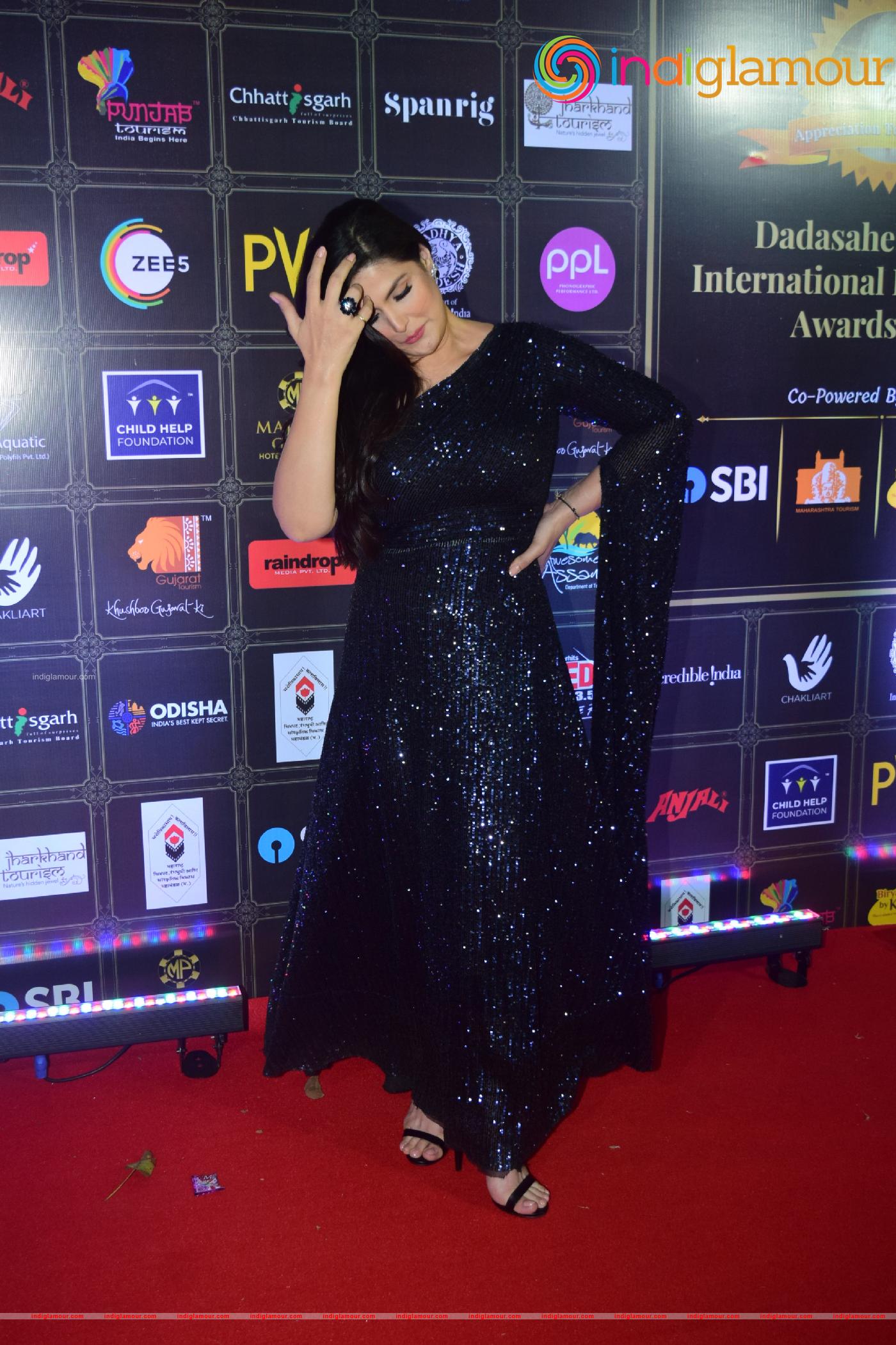 Zareen Khan Actress hd photo