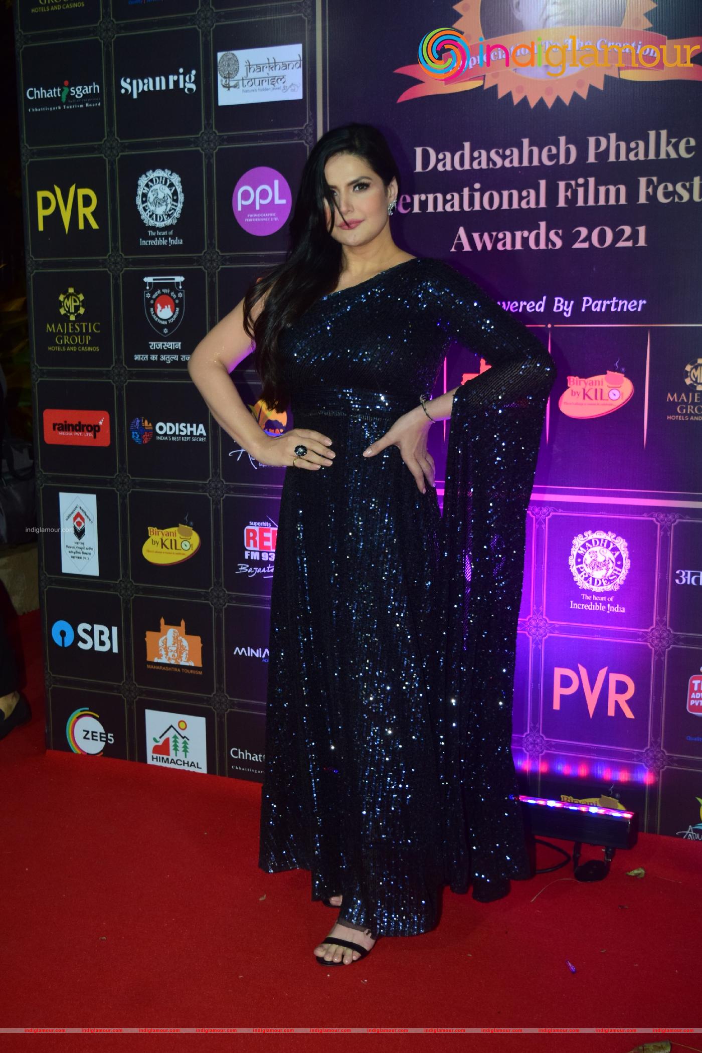 Zareen Khan Actress hd photo