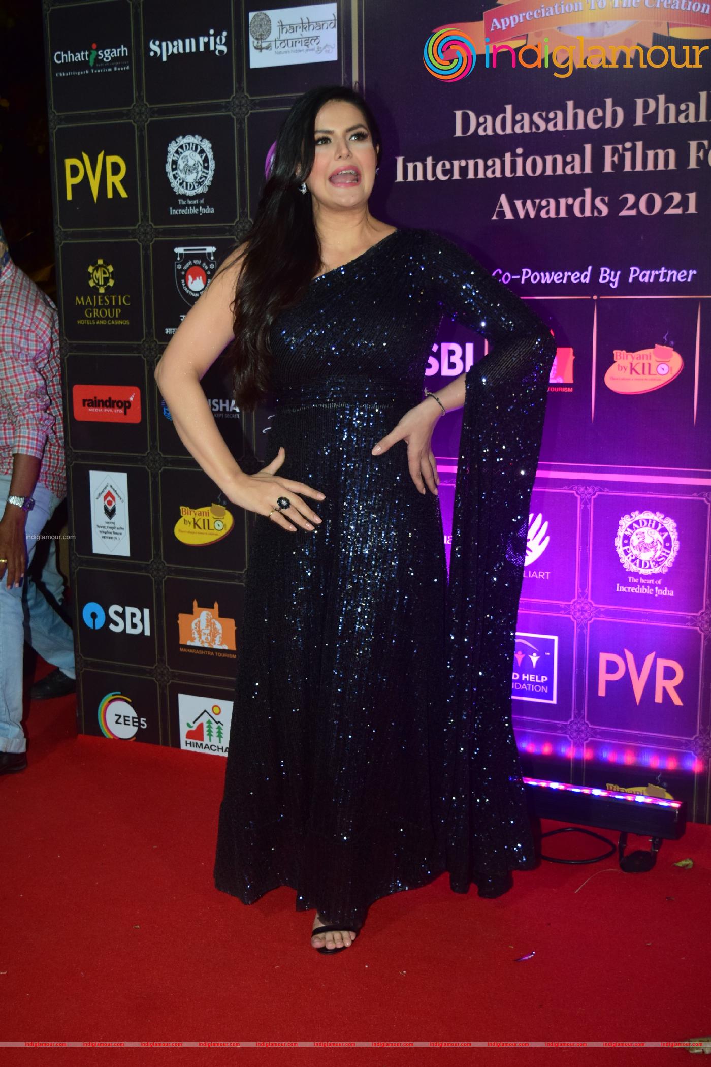 Zareen Khan Actress hd photo