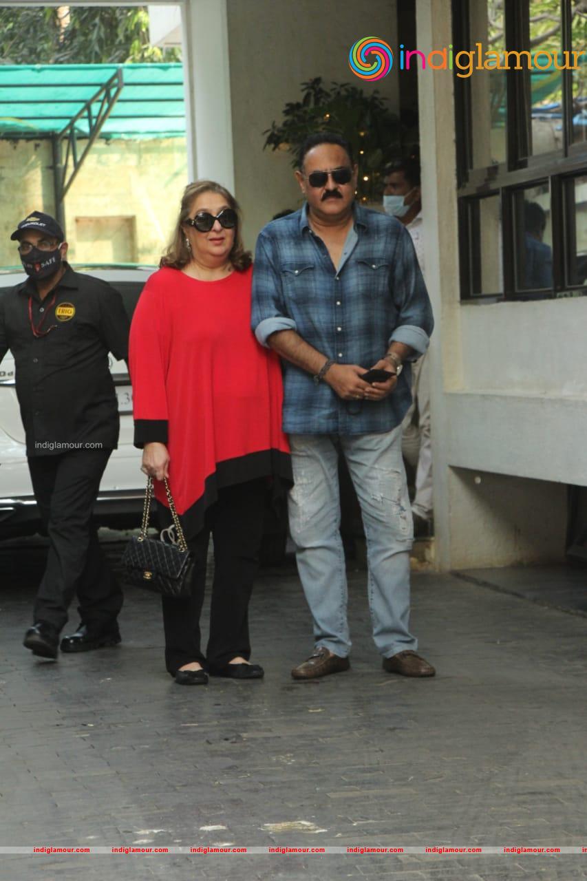 Karisma Kapoor Actress hd photo
