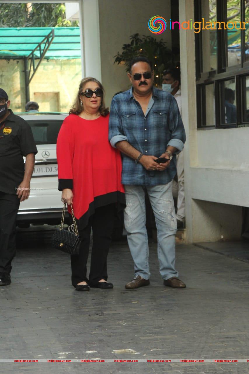 Karisma Kapoor Actress hd photo