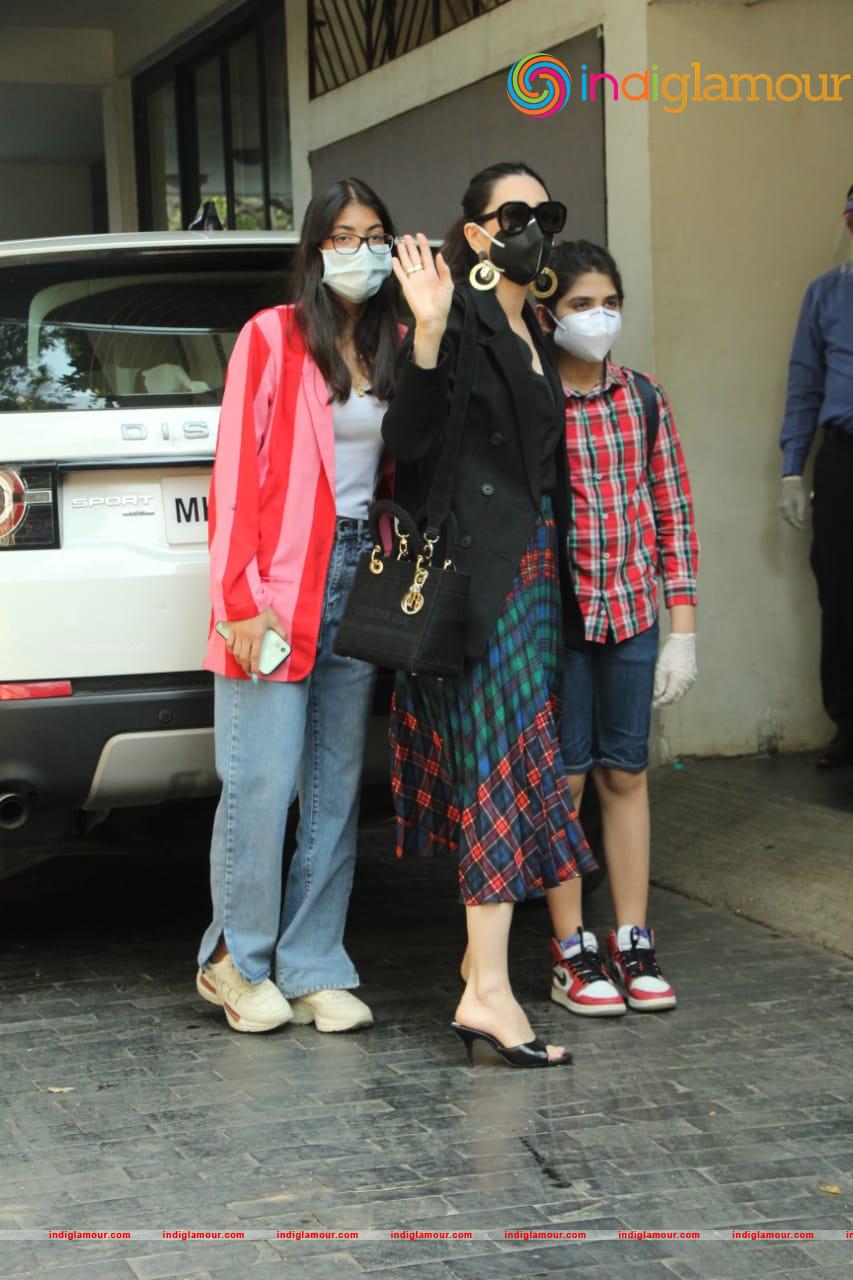 Karisma Kapoor Actress hd photo