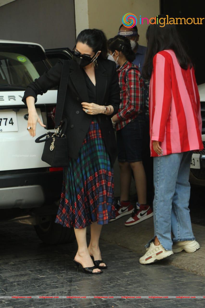 Karisma Kapoor Actress hd photo
