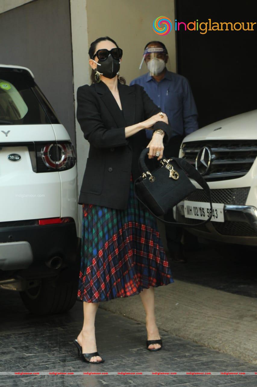 Karisma Kapoor Actress hd photo