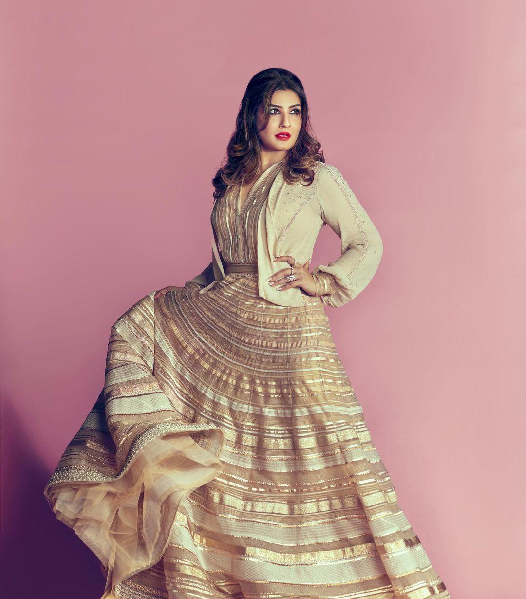 Raveena Tandon Actress hd photo