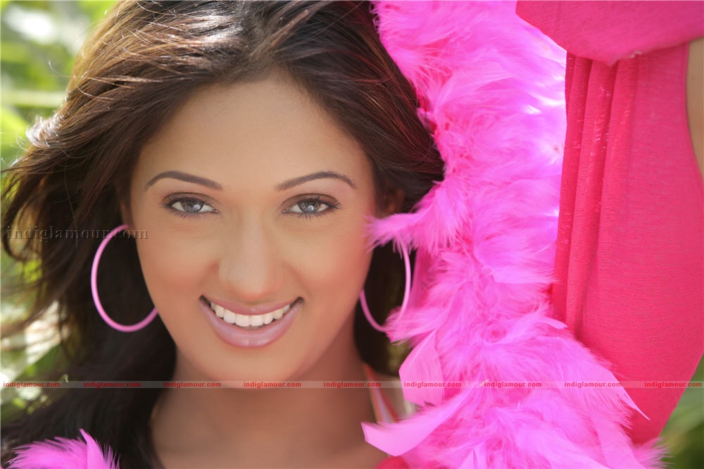 Brinda Parekh Actress hd photo