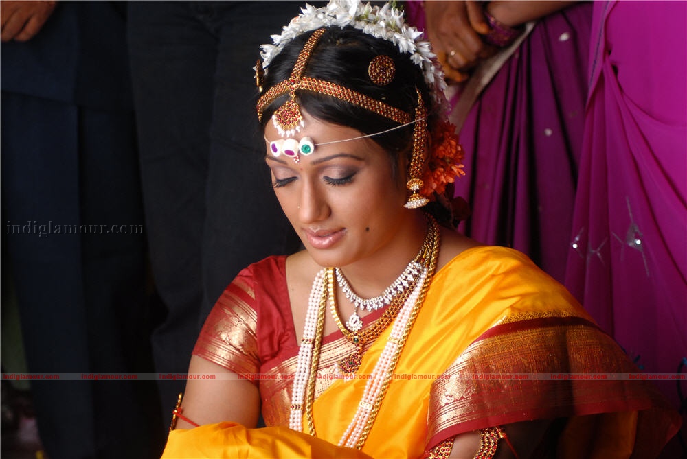 Brinda Parekh Actress hd photo