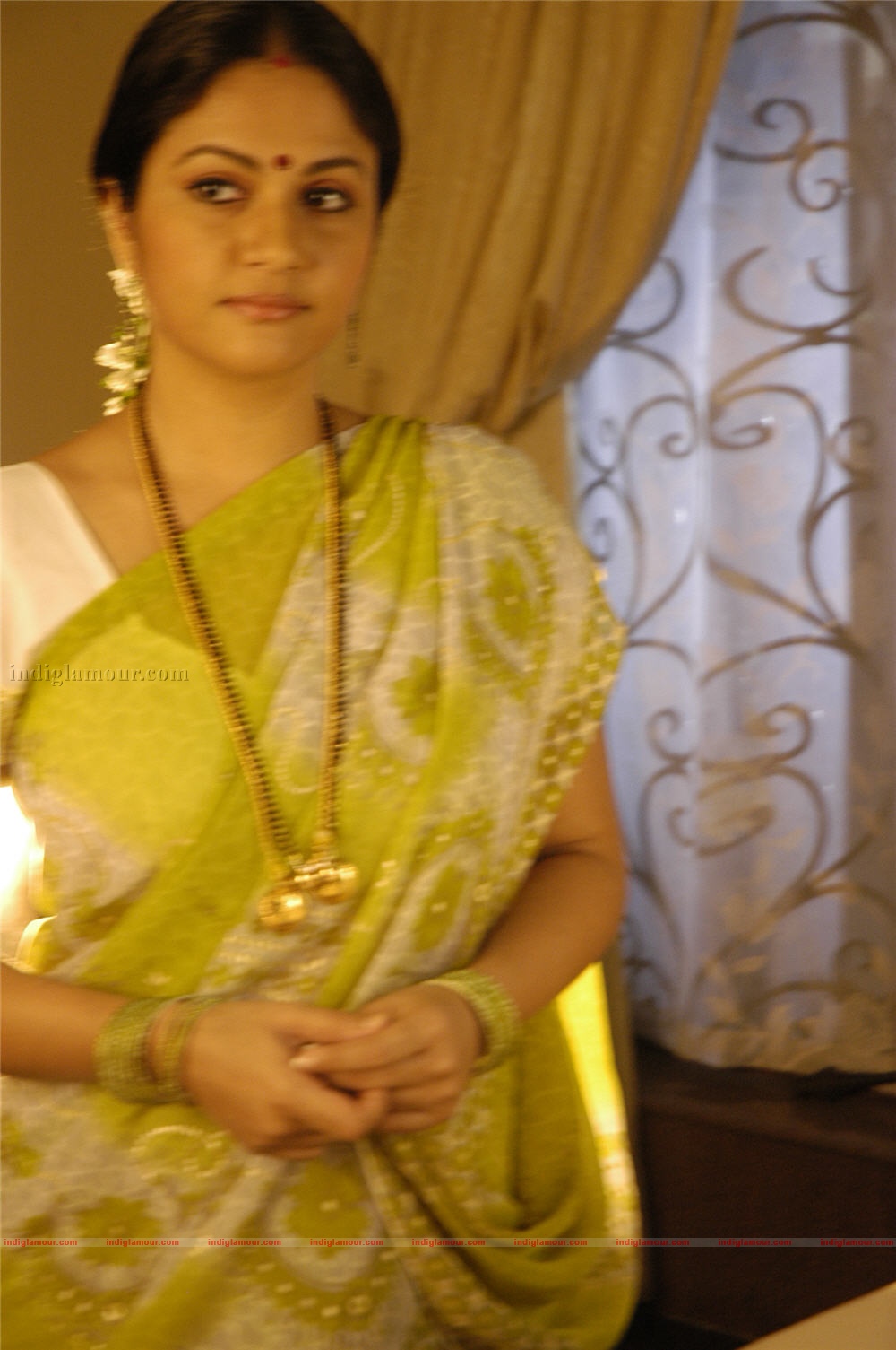 Gracy Singh Actress hd photo