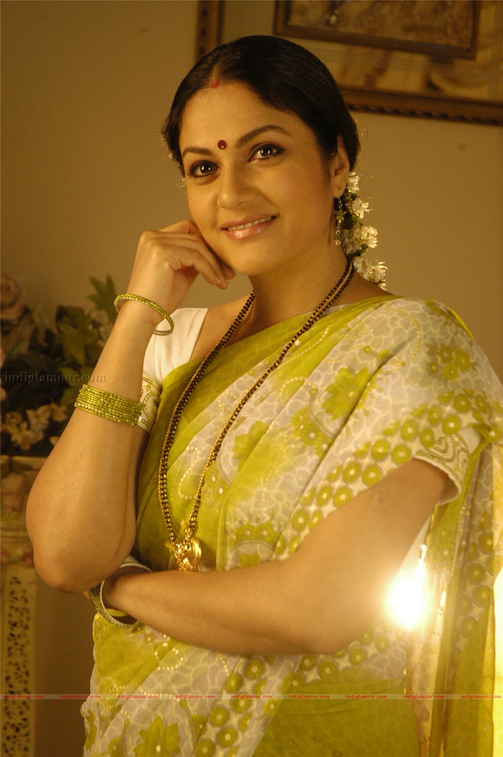 Gracy Singh Actress hd photo