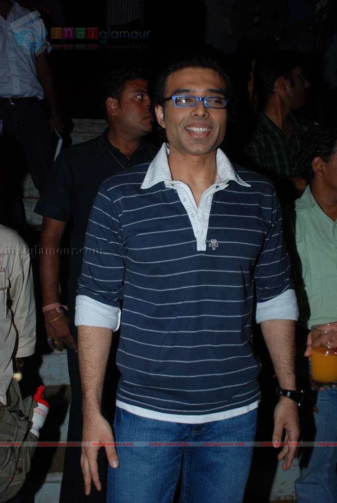 Priyanka Chopra and Uday Chopra on the sets of Star Plus Music Ka Maha Muqabla Event hd photo