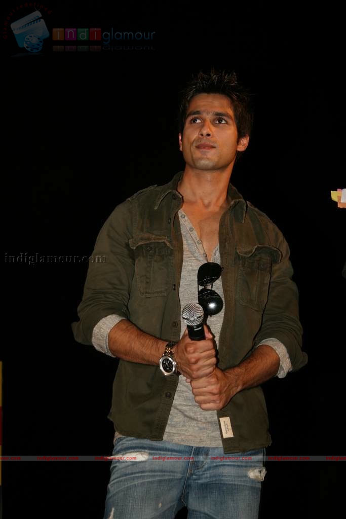Shahid at Modd Ingigo IIT Powai Event hd photo