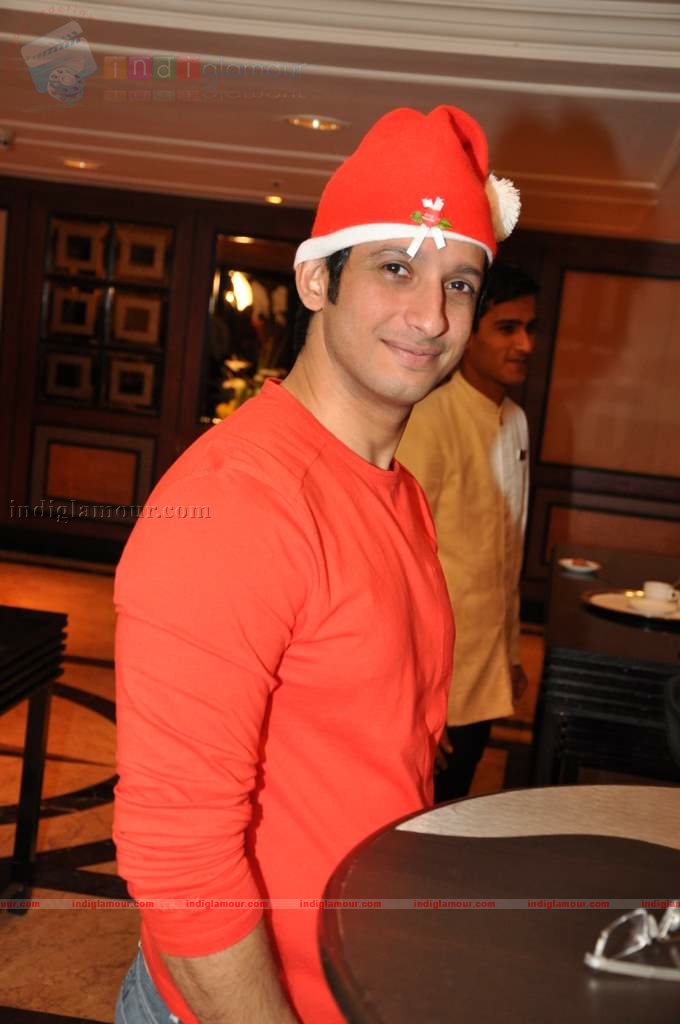 3 Idiots celebrate Christmas Event hd photo