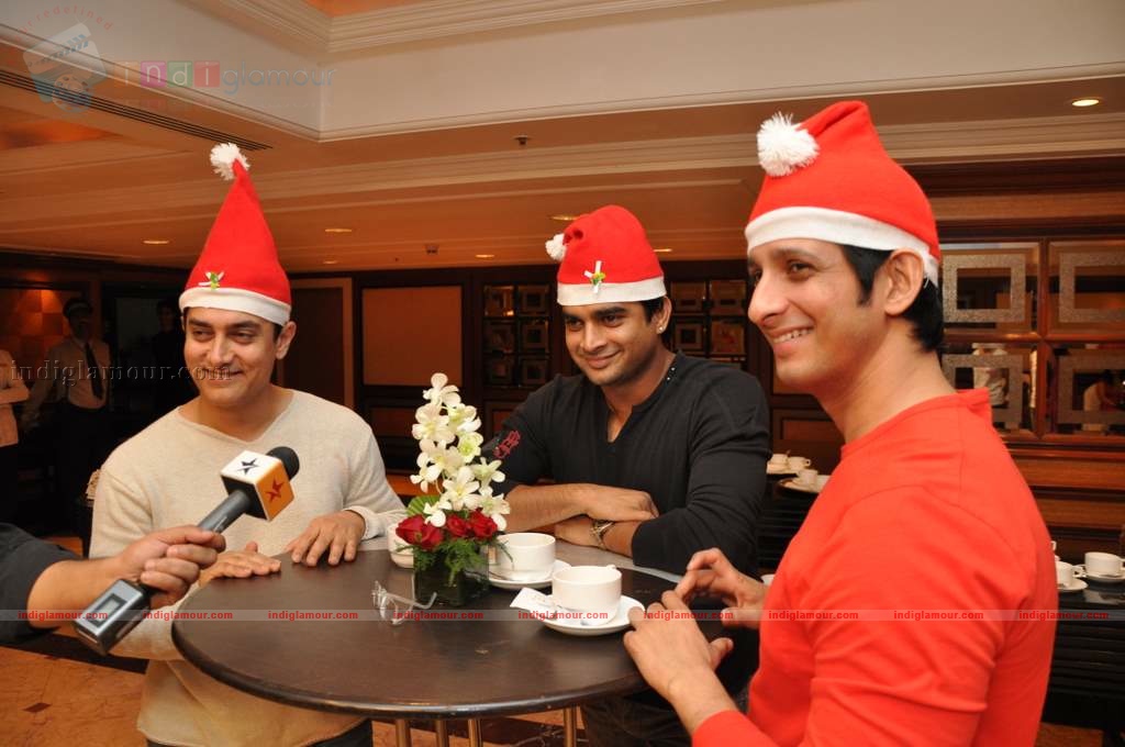 3 Idiots celebrate Christmas Event hd photo