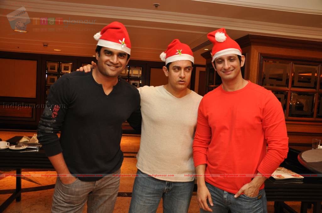 3 Idiots celebrate Christmas Event hd photo